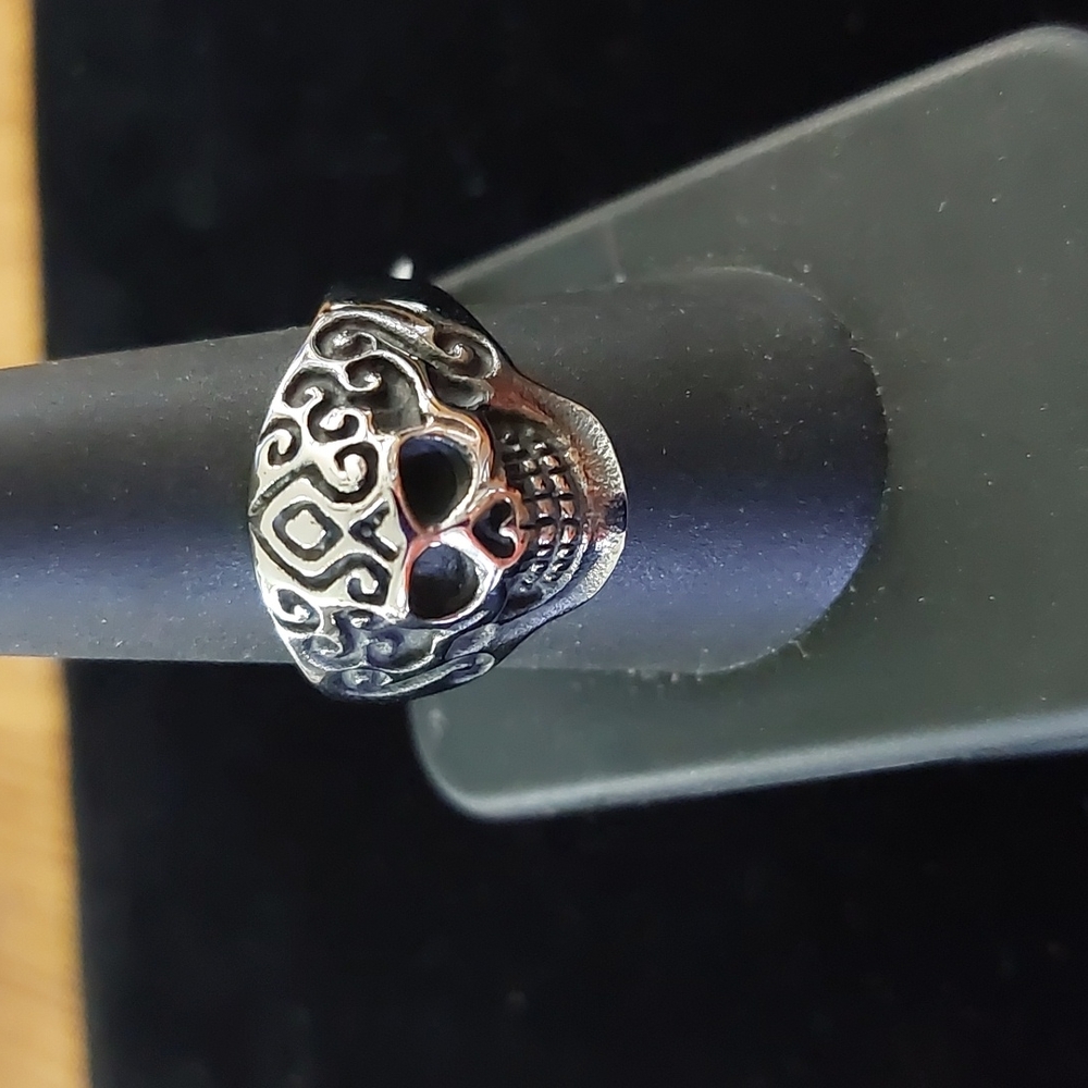 Stainless Steel Skull Ring 18mm
